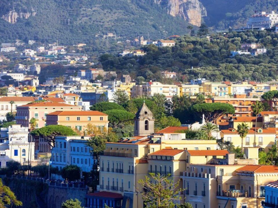 what-to-see-during-transfer-to-sorrento