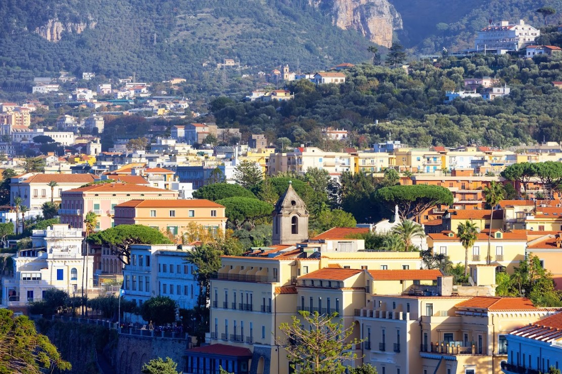what-to-see-during-transfer-to-sorrento